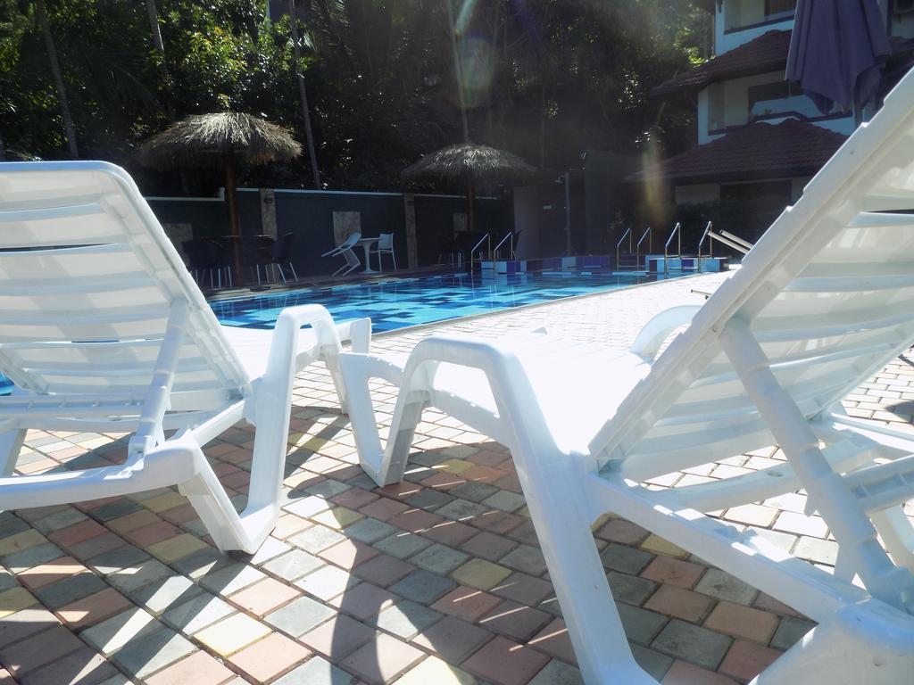 The Kandyan Hotel Bagian luar foto