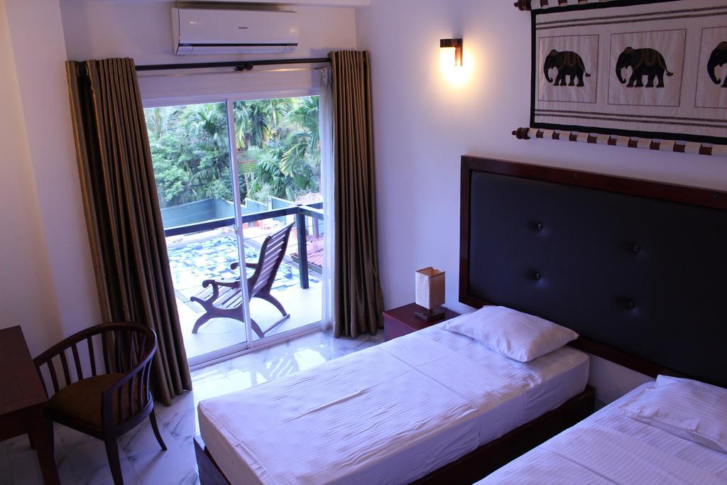 The Kandyan Hotel Bagian luar foto